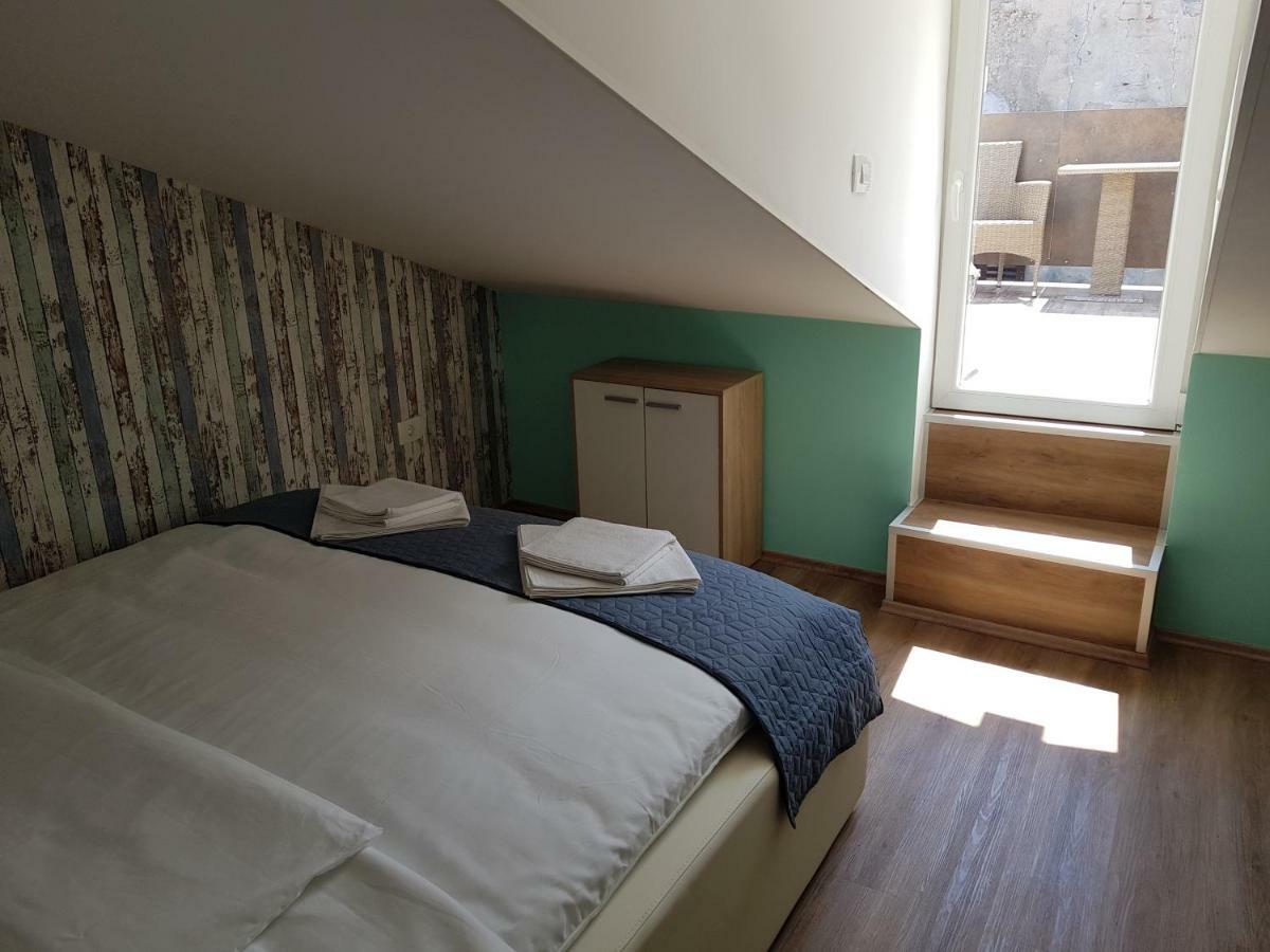 Piraneska Hotel Eksteriør billede