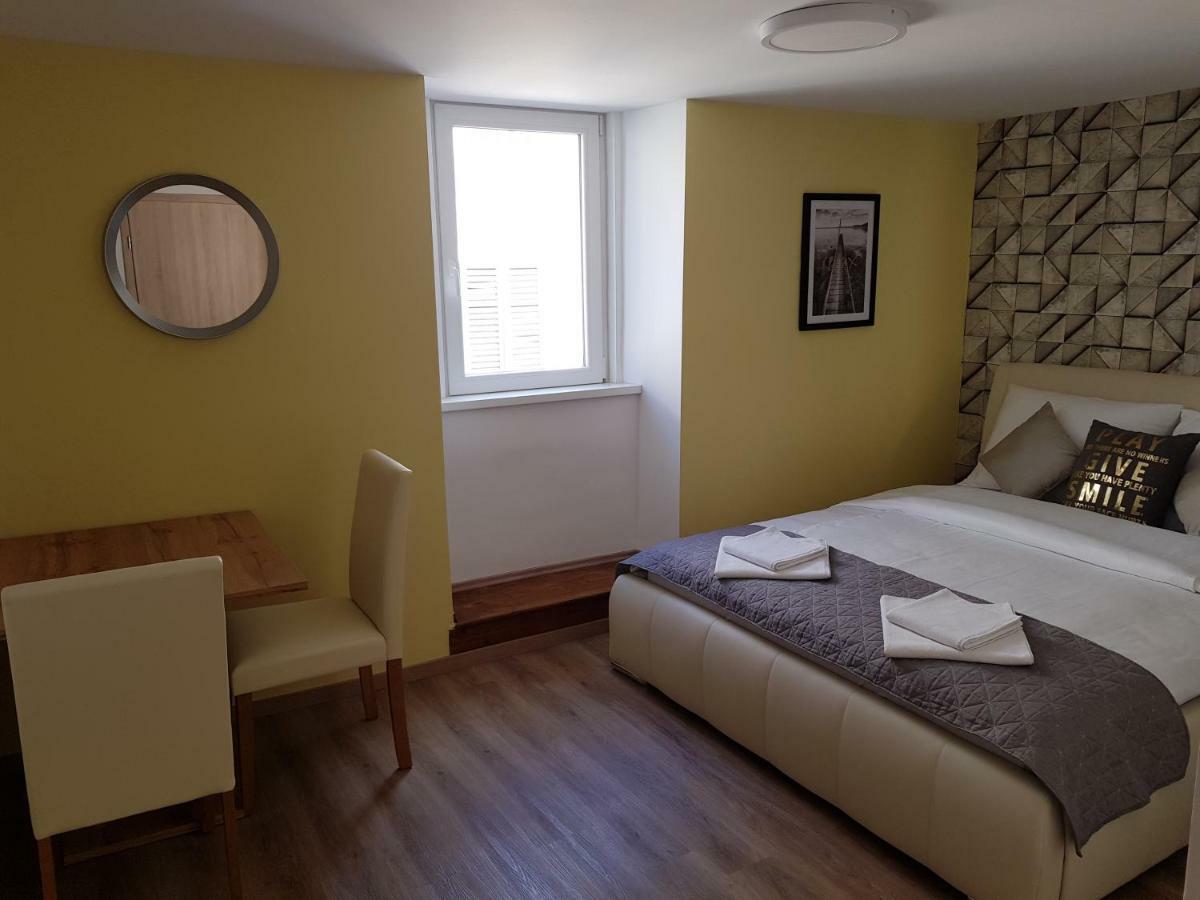 Piraneska Hotel Eksteriør billede