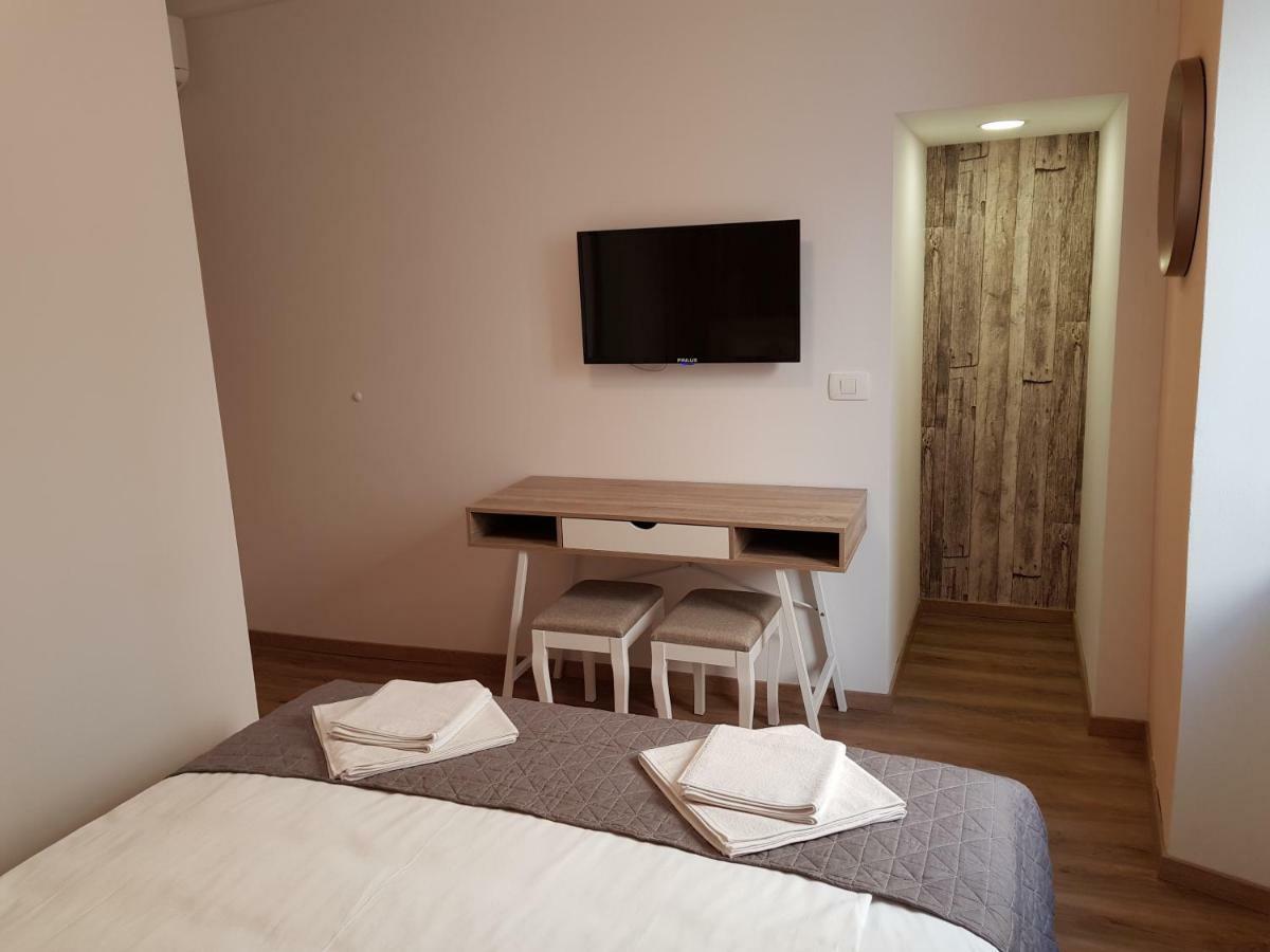 Piraneska Hotel Eksteriør billede