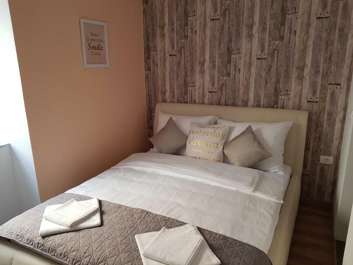 Piraneska Hotel Eksteriør billede